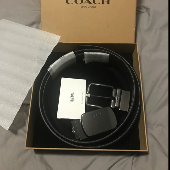 Womens coach belt (SOLD) - Picture 2 of 2